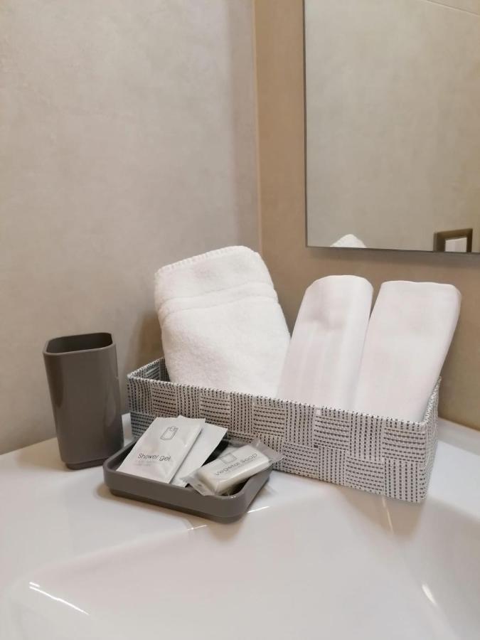 Hotel Europa Dossobuono Bagian luar foto