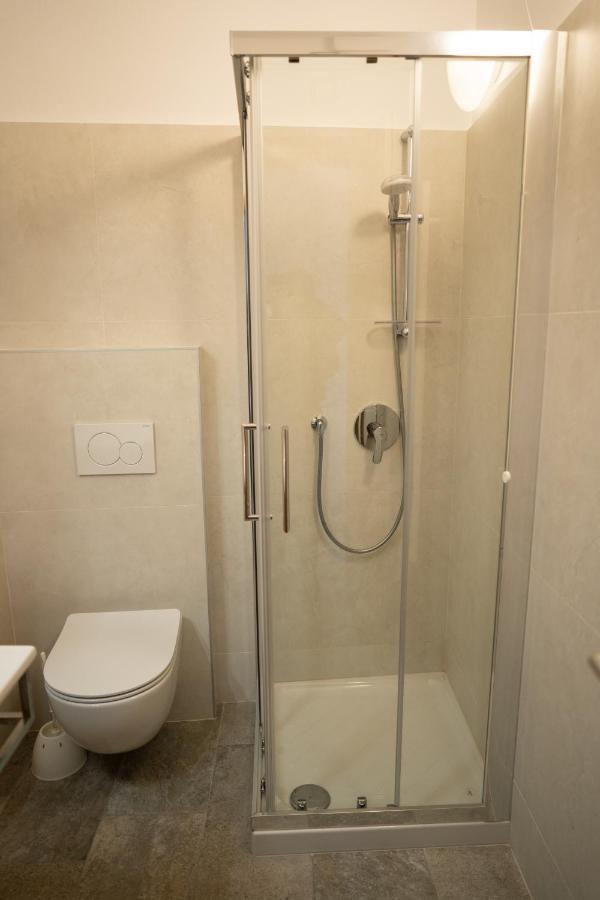 Hotel Europa Dossobuono Bagian luar foto